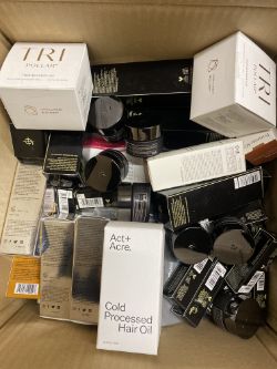 MIXED BOX OF BRANDED COSMETICS, MAKE UP & BEAUTY ITEMS (BOX 32)