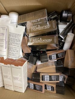 MIXED BOX OF BRANDED COSMETICS, MAKE UP & BEAUTY ITEMS (BOX 51)