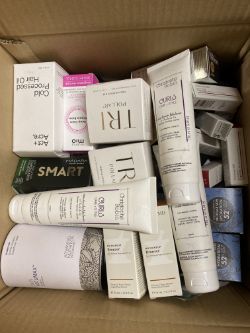 MIXED BOX OF BRANDED COSMETICS, MAKE UP & BEAUTY ITEMS (BOX 49)