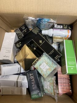 MIXED BOX OF BRANDED COSMETICS, MAKE UP & BEAUTY ITEMS (BOX 72)