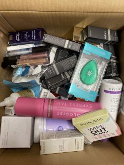 MIXED BOX OF BRANDED COSMETICS, MAKE UP & BEAUTY ITEMS (BOX 66)