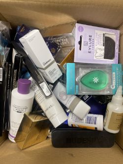 MIXED BOX OF BRANDED COSMETICS, MAKE UP & BEAUTY ITEMS (BOX 77)