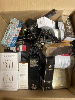 MIXED BOX OF BRANDED COSMETICS, MAKE UP & BEAUTY ITEMS (BOX 82)