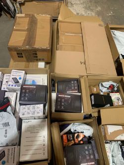 JOB LOT OF ONE PALLET OF AMAZON RETURNS