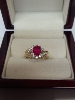 OVAL RUBY & DIAMOND RING 18CT YELLOW GOLD SIZE J1/2 INSURANCE VALUE CERTIFICATED £1490