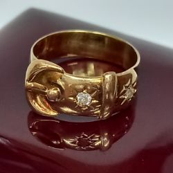 18CT YELLOW GOLD 0.10CT DIAMOND BUCKLE RING 4.73G SIZE N INSURANCE VALUE CERTIFICATED £1275