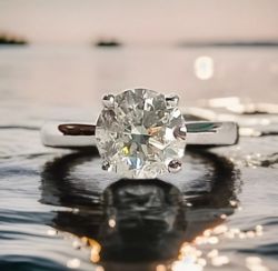 2.53CT ROUND DIAMOND ENGAGEMENT RING/SET WITH PLATINUM RING + GIFT BOX + VALUATION CERT OF £18500