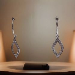0.14CT DIAMOND DROP EARRINGS HOOK/9CT WHITE GOLD INSURANCE VALUE CERTIFICATED £990