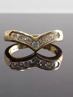WISHBONE DIAMOND RING 0.33CT/YELLOW GOLD INSURANCE VALUE CERTIFICATED £1195