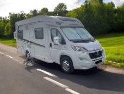 2019 WEINSBERG CARSUITE 650MF MOTORHOME – >>--NO VAT ON HAMMER--<< **(ONLY 89K MILEAGE)**