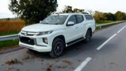 2020 MITSUBISHI L200 TROJAN DI-D AUTO – 1 OWNER – AUTOMATIC – 2 KEYS