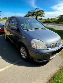 2004 TOYOTA YARIS BLUE 1.3 PETROL – 5 DOOR HATCHBACK