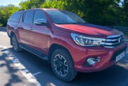 2017 TOYOTA HILUX INVINCIBLE X AUTOMATIC PICKUP TRUCK