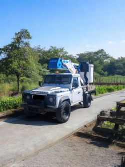 2014 LAND ROVER DEFENDER 110 HCPU TD – ACCESS LIFT – 2.2 DIESEL – ONE OWNER FROM NEW