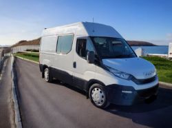 2017 (17) IVECO DAILY 35S12V L2H2 MWB FACTORY CREW VAN – 29K MILES – ULEZ FREE