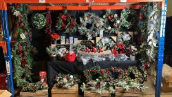 BRANDED PRODUCTS LIGHTS, DECORATIONS, WATER SPINNERS, LIGHT SCULPTURES & MUCH MORE! £1000