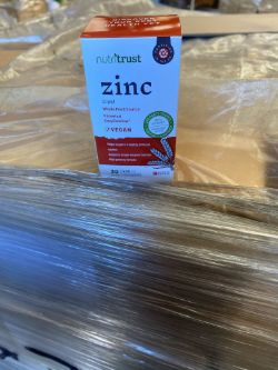 APPROX 3500 X NUTRITUST ZINC VITAMINS RRP