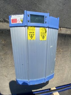 MASTERVOLT XS3200 SOLAR PANEL BATTERY INVERTER CHARGER