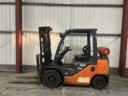 2011 TOYOTA 02-8FGF25 LPG FORKLIFT – 2,500KG CAPACITY