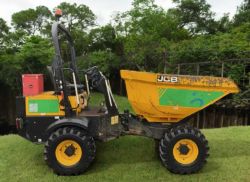 JCB 3TSTM 3 TON SWIVEL TIP DUMPER