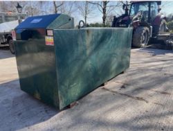 BUNDED FUEL SAFE DIESEL TANK >>--NO VAT ON HAMMER--<<