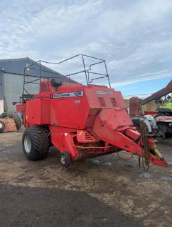 MASSEY FERGUSON 185 BALER