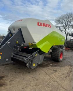 2016 CLAAS QUADRANT 3300 BALER