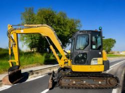 2017 KOMATSU PC80MR-3 8 TONNE EXCAVATOR – 2,378 HOURS
