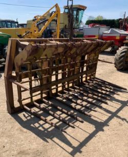 JCB SPIKE