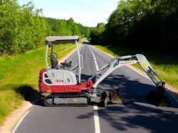 TAKEUCHI TB216 1.8T MINI EXCAVATOR (2021) – 1145 HOURS