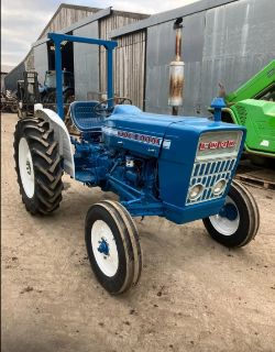 FORD 3000 TRACTOR