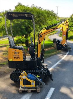 2025 JPC 1.2 TON MINI DIGGER + UNUSED BREAKER