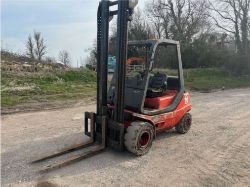 1997 LINDE H30D-02 DIESEL FORKLIFT TRUCK – 3 TON LIFT