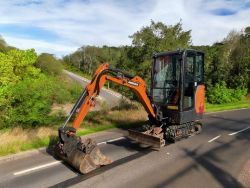 2019 DOOSAN DX19 1.9T MINI EXCAVATOR