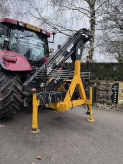 ATLAS 45.2 HIAB – SUITS TRACTOR 3-POINT LINKAGE
