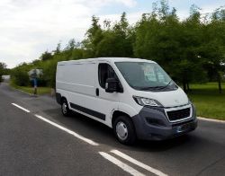 2015 (65 PLATE) PEUGEOT BOXER 330 HDI 2.2 MWB DIESEL VAN >>--NO VAT ON HAMMER--<<
