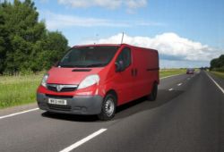 2013 VAUXHALL VIVARO LWB 2.0 CDTI PANEL VAN – 91,228 MILES – 1 OWNER