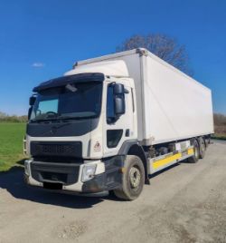 2018 VOLVO FE320 FRIDGE TRUCK – 26 TON – 27FT SPLIT BODY – AUTO BOX