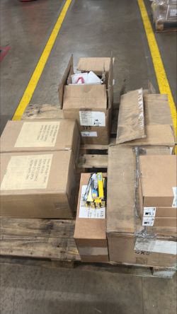 1 MIXED PALLET OF VARIOUS GOODS - £400.82