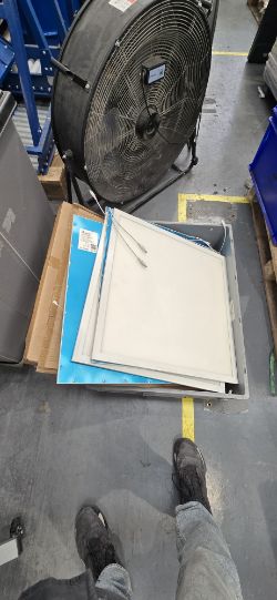 18 X RECLAIMED LED LIGHT PANELS