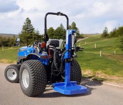 SOLIS S26 26HP COMPACT TRACTOR WITH OXDALE TM400 LOG SPLITTER