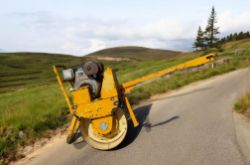 2004 MORTIMER PEDESTRIAN ROLLER