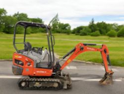 KUBOTA KX016-4 1.6T MINI EXCAVATOR – 2015