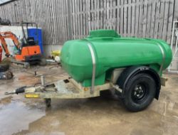 2018 2000 LITRE WATER BOWSER FAST TOW