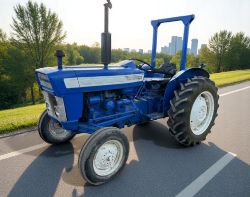 VINTAGE FORD 3000 2WD TRACTOR