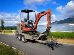 2017 KUBOTA KX015-4 1.5T MINI EXCAVATOR | 2,357 HOURS | WITH TRAILER | CANOPY