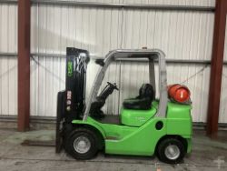 2019 CESAB M325G LPG FORKLIFT – 2,500KG CAPACITY