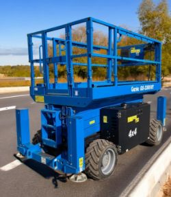 2018 GENIE GS-3369 SCISSOR LIFT – 12M WORKING HEIGHT – 4WD – KUBOTA ENGINE