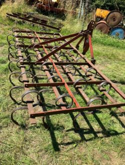 SPRINGTHINE CULTIVATOR
