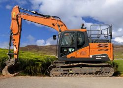2021 DOOSAN DX140LC-5 14.6 TONNE EXCAVATOR